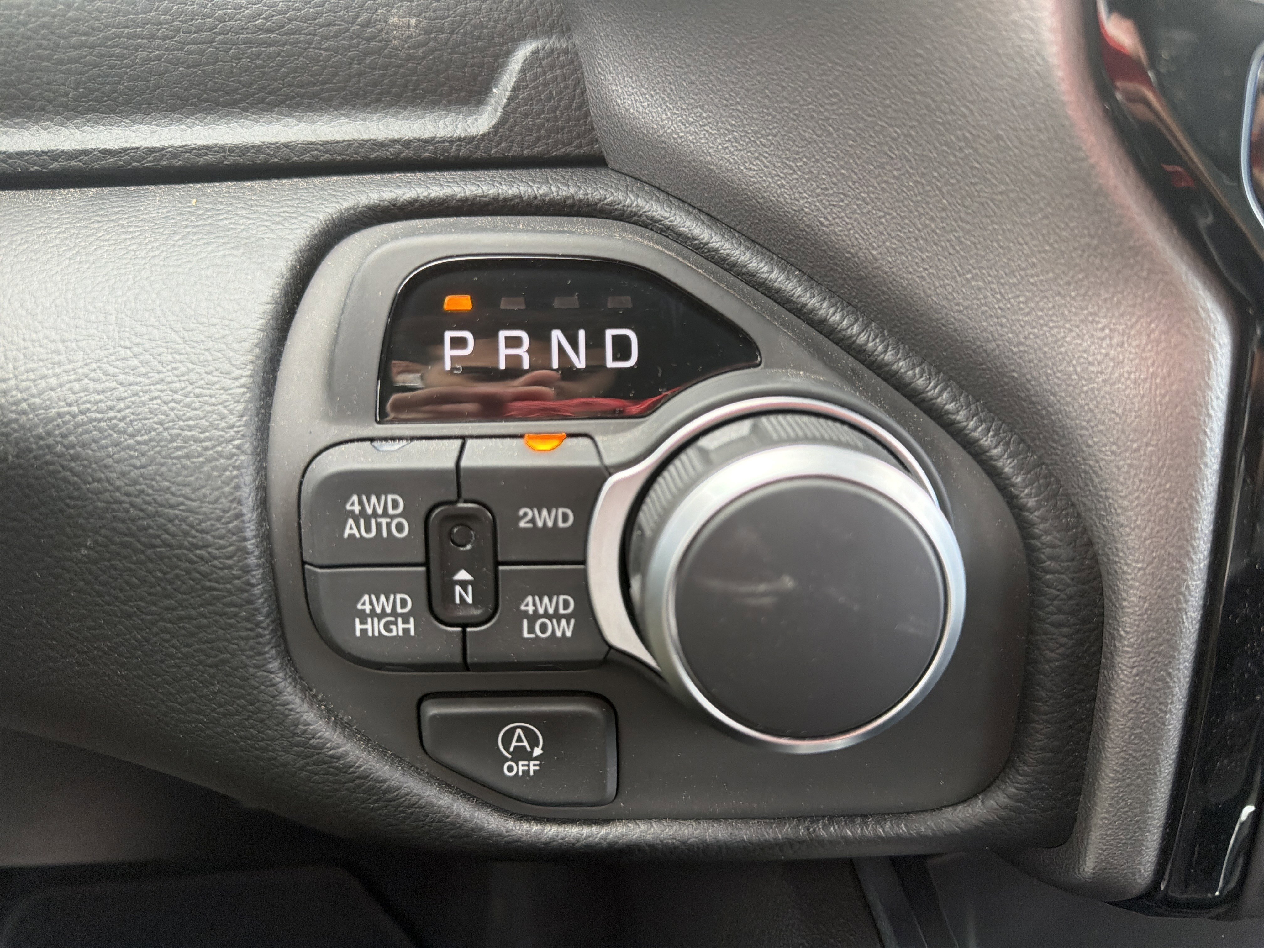 New 2026 RAM 1500 4x4 Crew Cab image 27