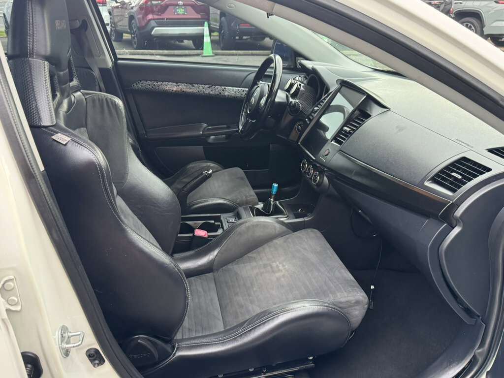 Used 2012 Mitsubishi Lancer Evolution GSR image 13
