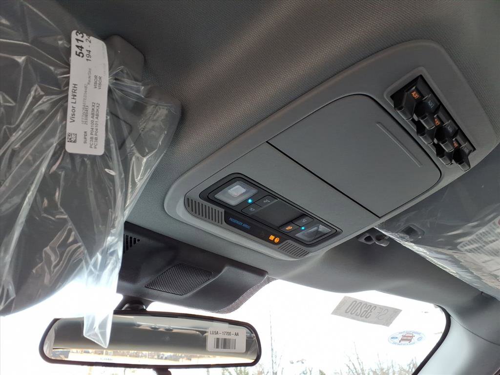 New 2026 Ford F250 XL w/ XL Chrome Package image 18