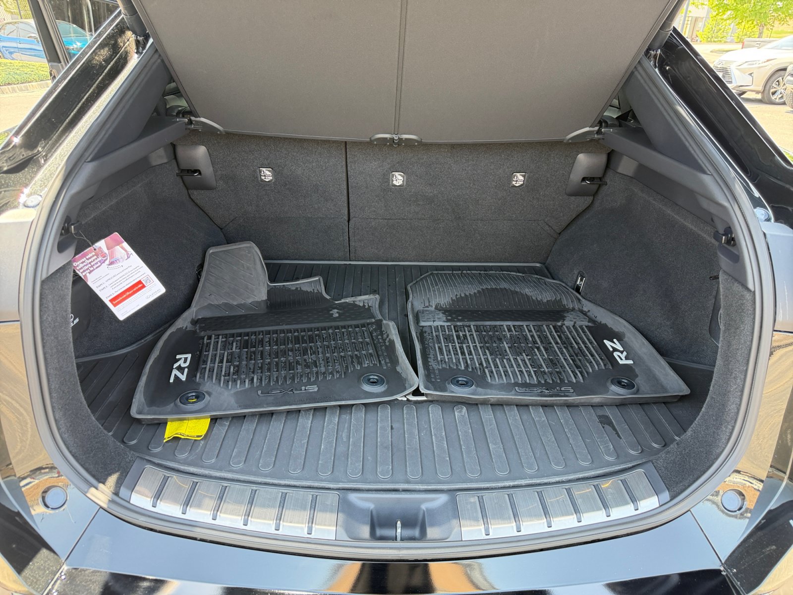Used 2024 Lexus RZ 450e Premium w/ Technology Package AWD/4WD image 32