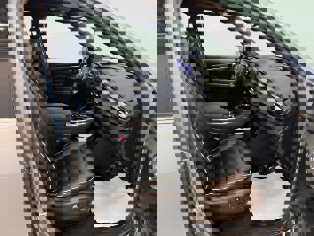 Used 2025 Buick Enclave Avenir w/ Super Cruise Package image 14