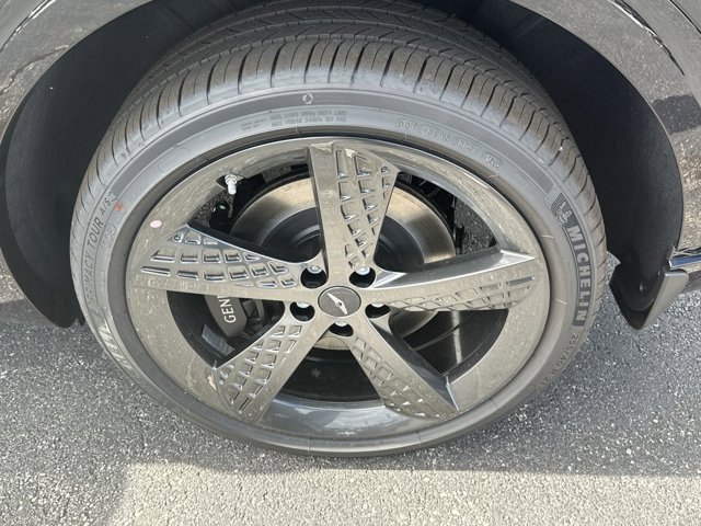 Used 2024 Genesis GV70 3.5T Sport w/ Sport Advanced Package image 19