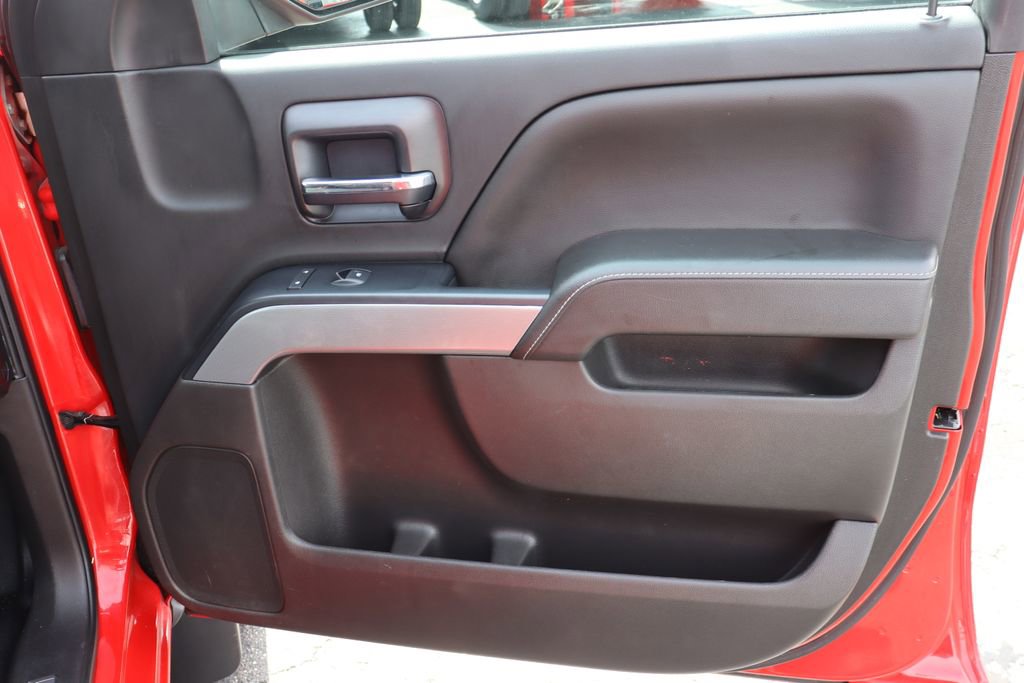 Used 2018 Chevrolet Silverado 1500 LT w/ All Star Edition image 21