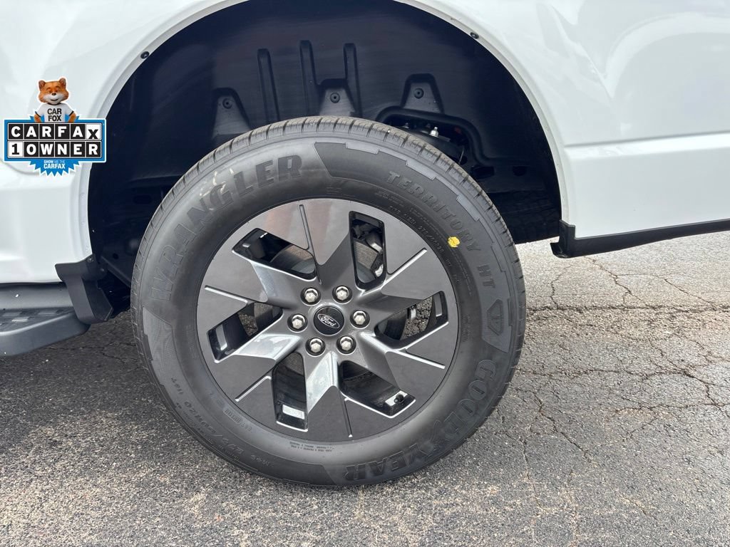 Used 2025 Ford F150 Lightning Flash AWD/4WD image 10