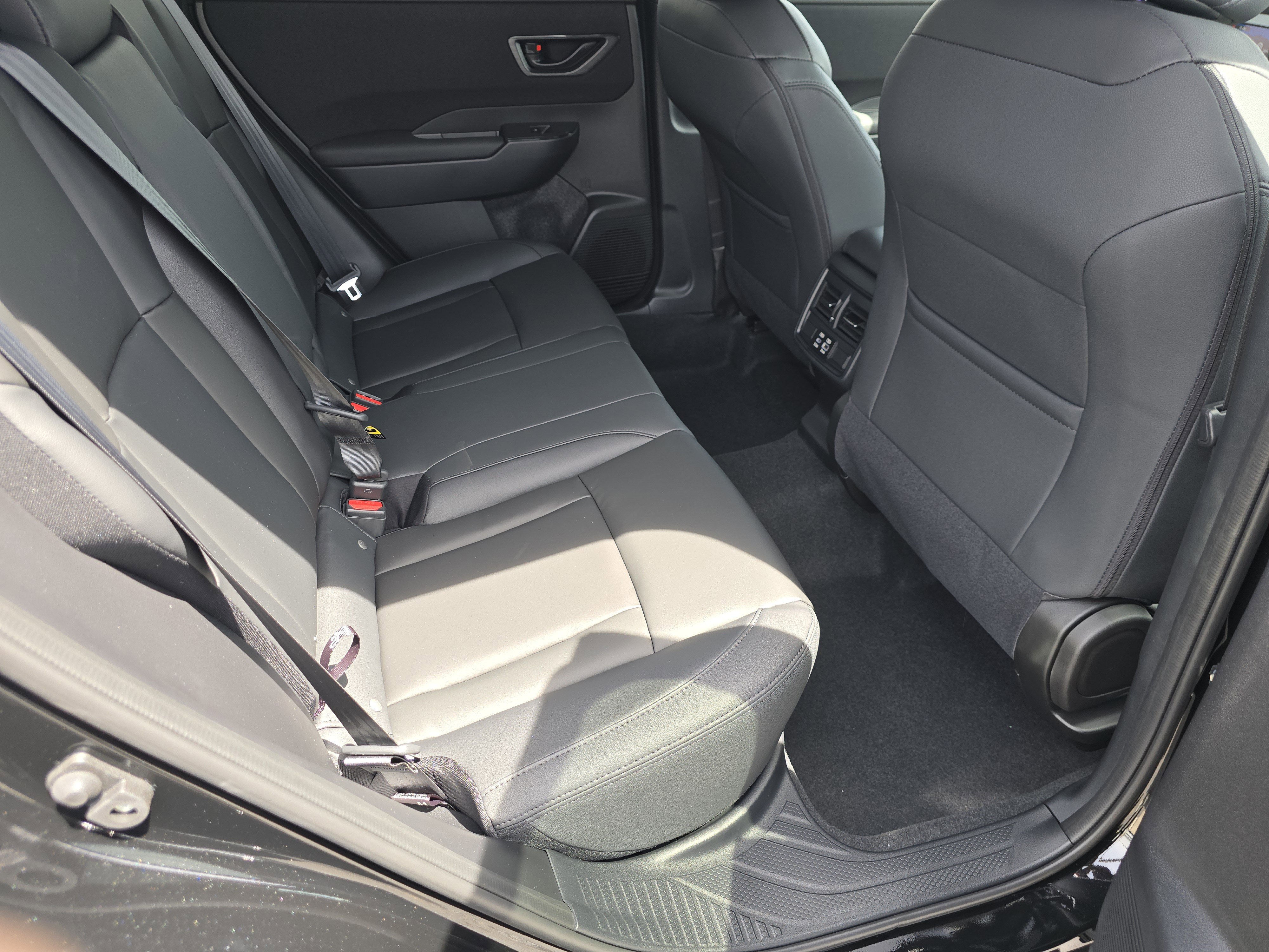 New 2026 Subaru Outback Premium AWD/4WD image 16