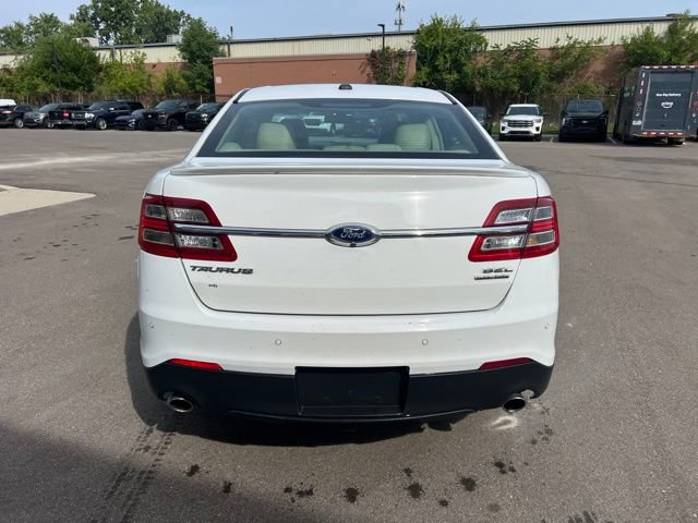 Used 2017 Ford Taurus SEL w/ Equipment Group 201A FWD image 6