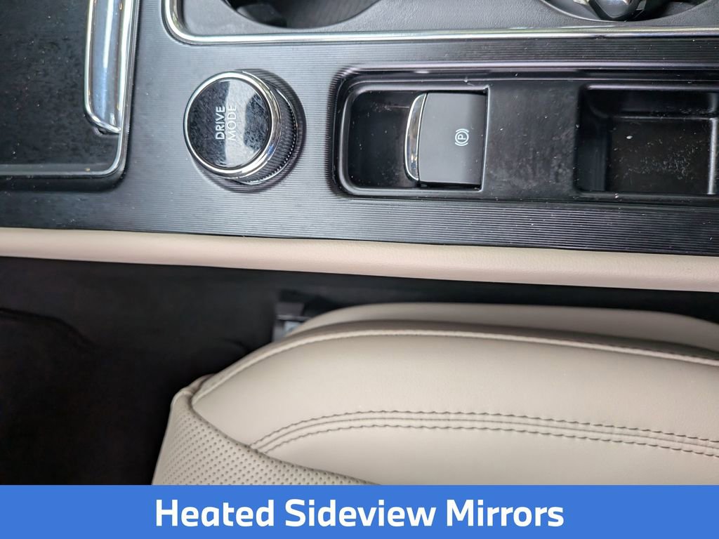 Used 2024 Lincoln Corsair Reserve w/ Equipment Group 201A image 19