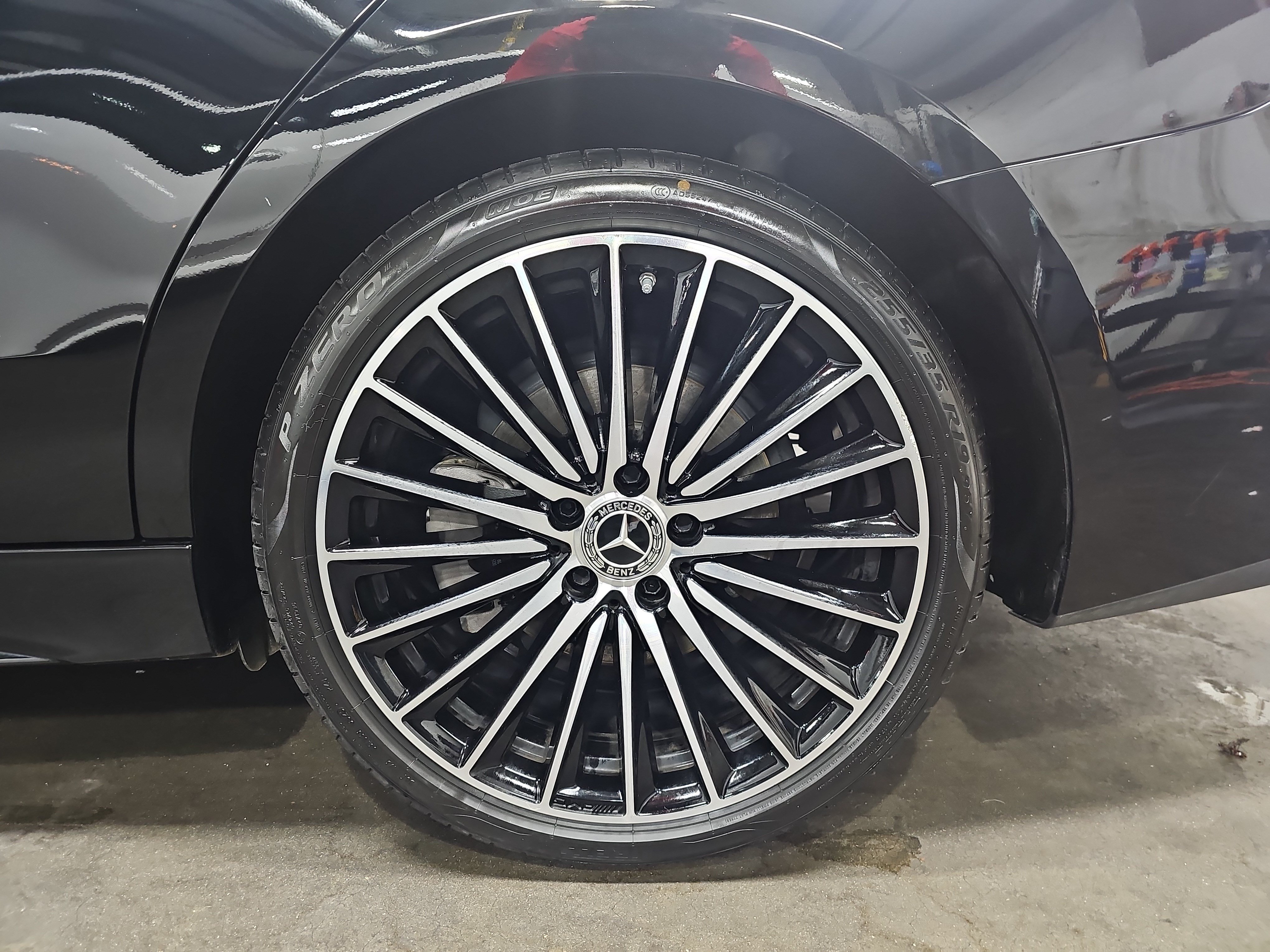 Used 2024 Mercedes-Benz C 300 Sedan image 34