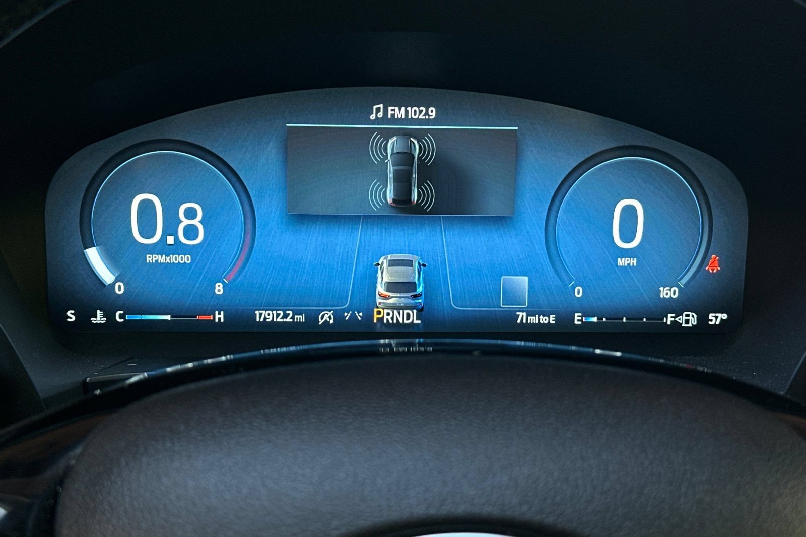 Used 2025 Ford Escape Platinum AWD/4WD image 34