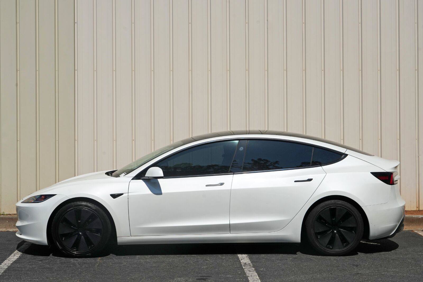 Used 2024 Tesla Model 3 Long Range AWD/4WD image 9