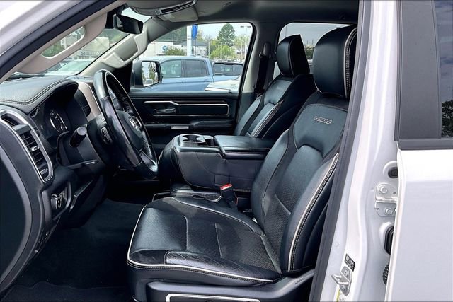 Used 2022 RAM 1500 Laramie AWD/4WD image 18