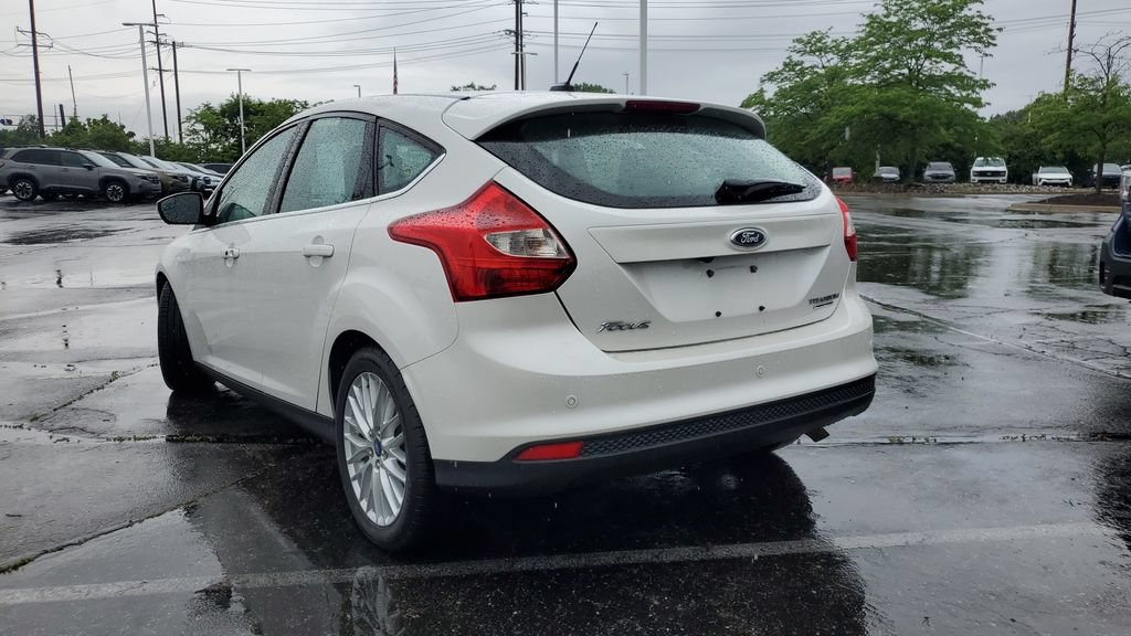 Used 2013 Ford Focus Titanium FWD image 3