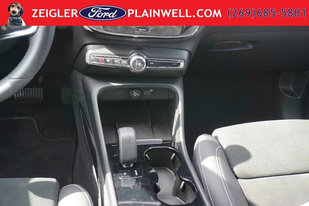 Used 2023 Volvo C40 P8 Recharge Plus AWD/4WD image 16