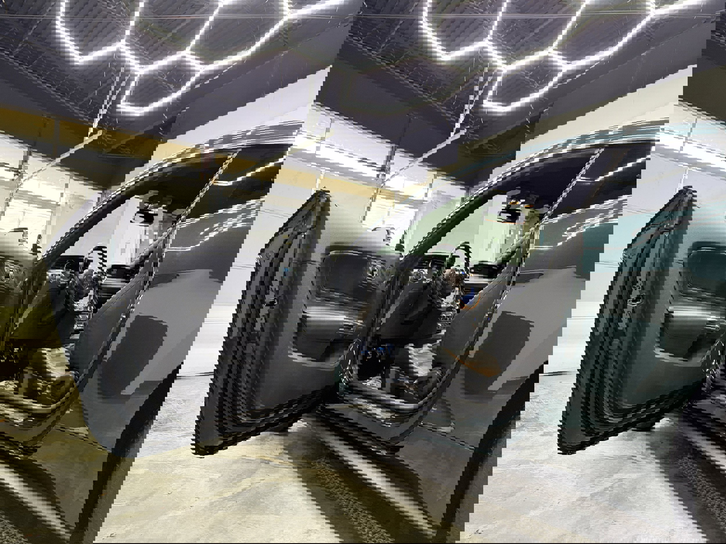 Used 2020 Ford Mustang Bullitt image 11