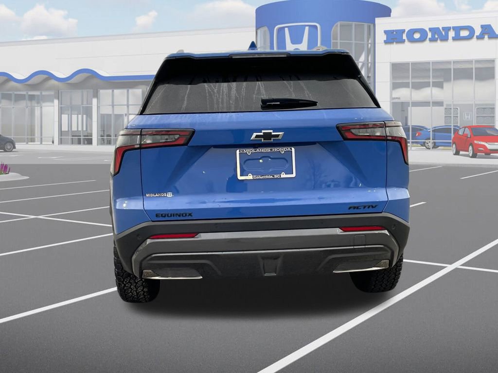 Used 2025 Chevrolet Equinox ACTIV w/ Convenience Package III image 7