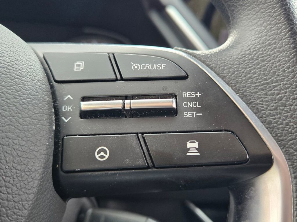 Used 2023 Hyundai Sonata SE FWD image 25