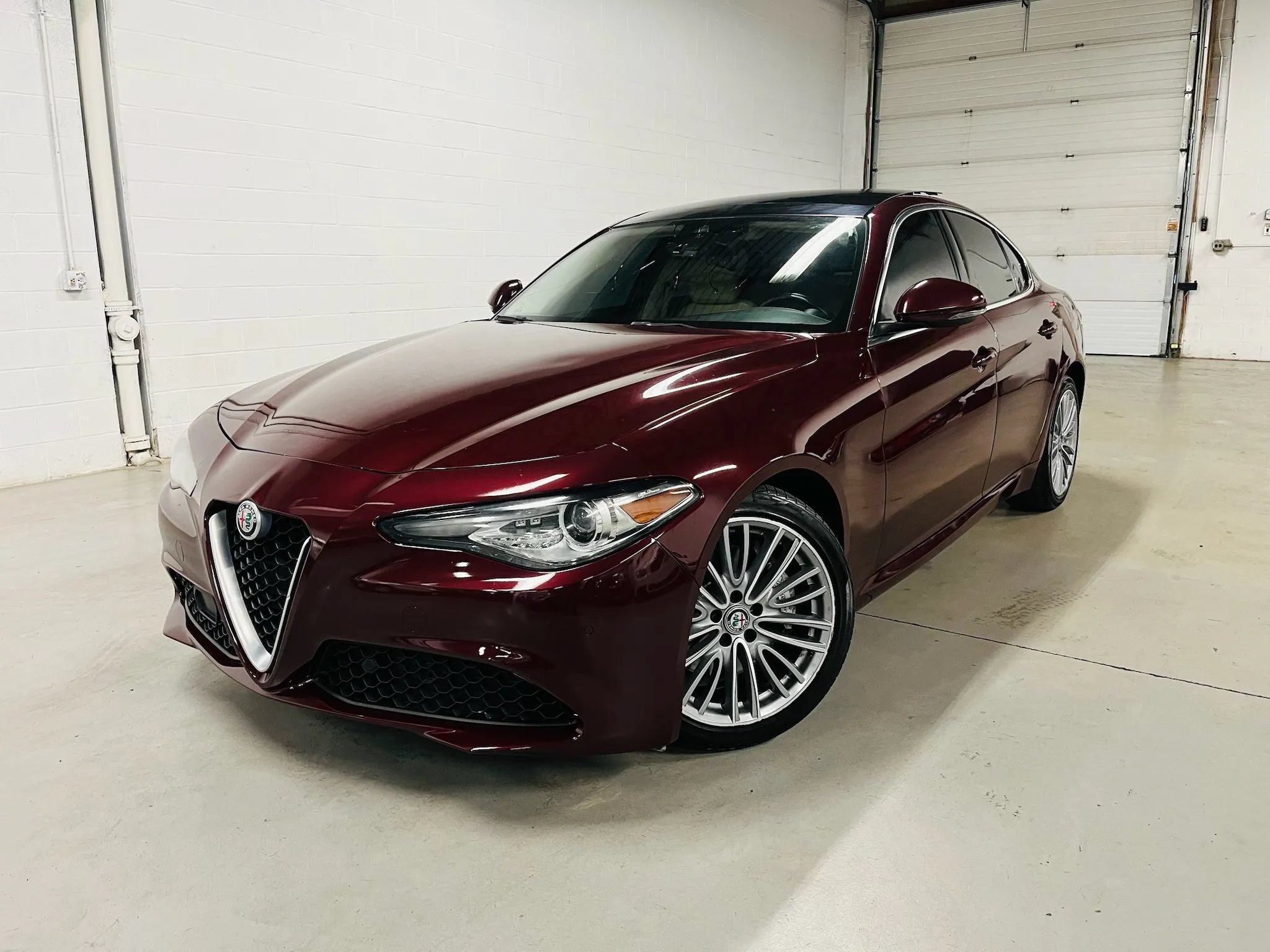 Used 2019 Alfa Romeo Giulia Ti w/ Quick Order Package 22Z Lusso RWD image 1