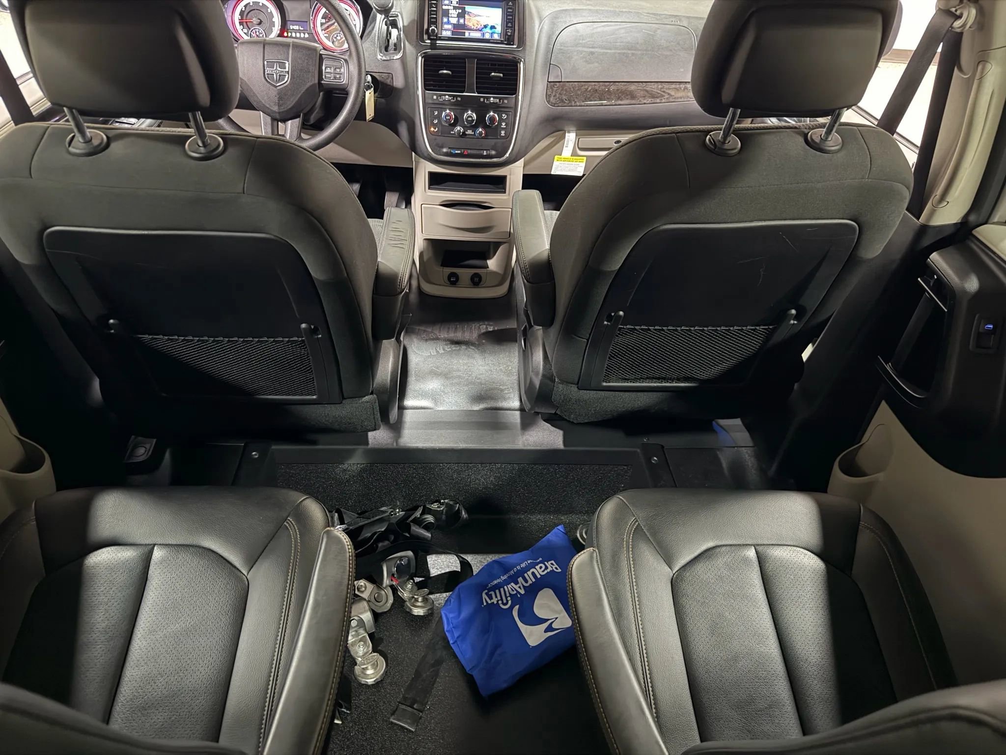 Used 2019 Dodge Grand Caravan SE image 61