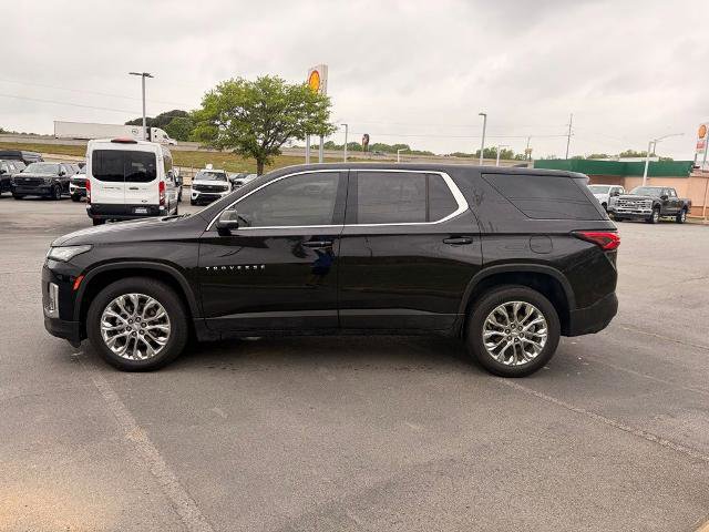 Used 2023 Chevrolet Traverse LS w/ Safety Package FWD image 4