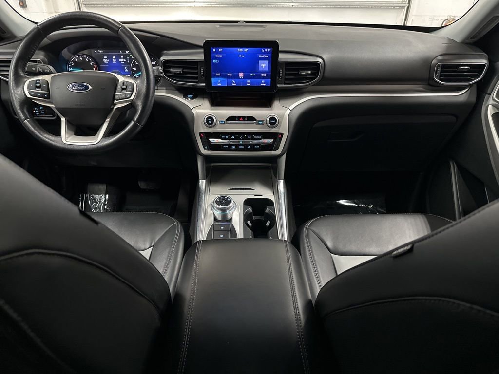 Used 2023 Ford Explorer XLT w/ Equipment Group 202A image 25