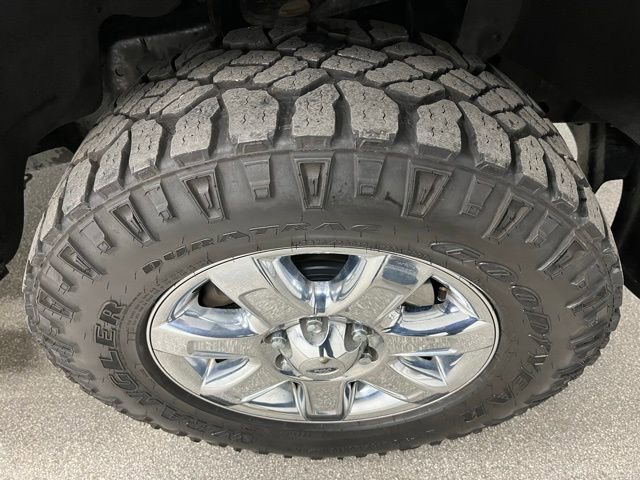 Used 2014 Ford F150 XLT w/ Equipment Group 302A Luxury AWD/4WD image 16
