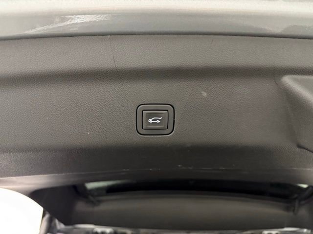 Used 2024 Chevrolet Tahoe High Country w/ Premium Package image 8