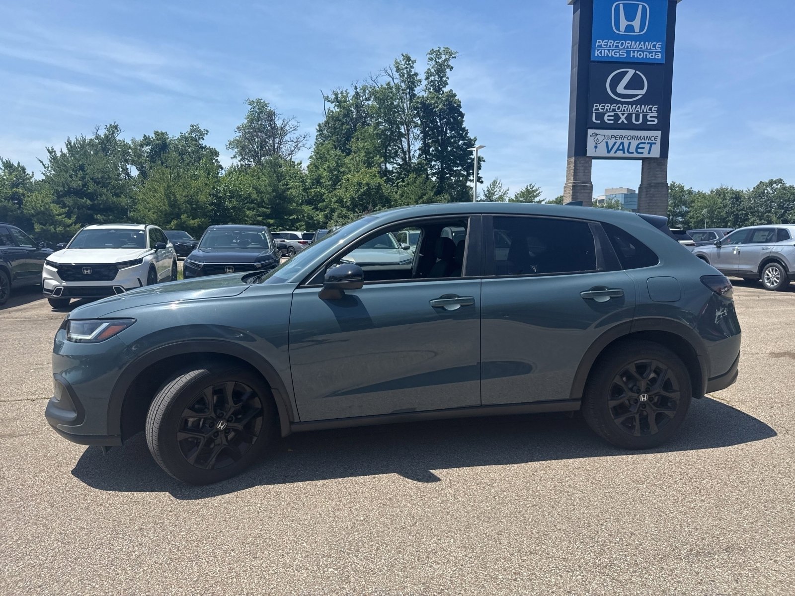 Used 2023 Honda HR-V Sport image 12