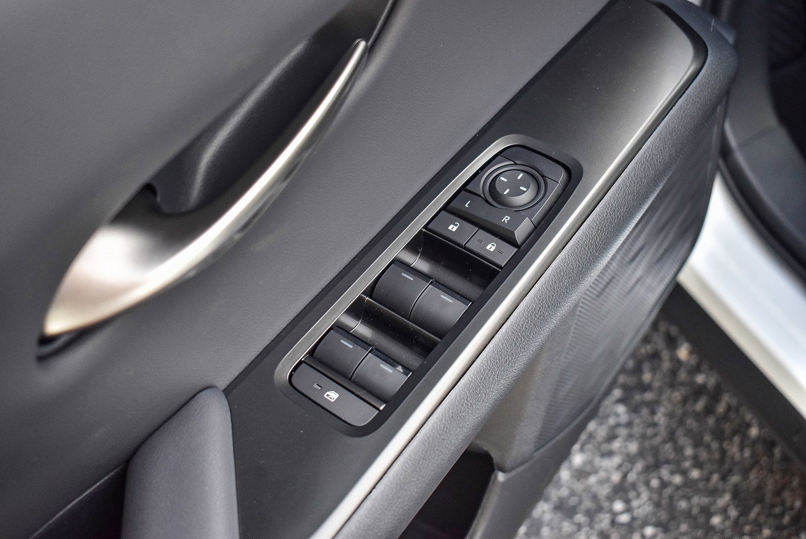 New 2026 Lexus UX 300h FWD image 20