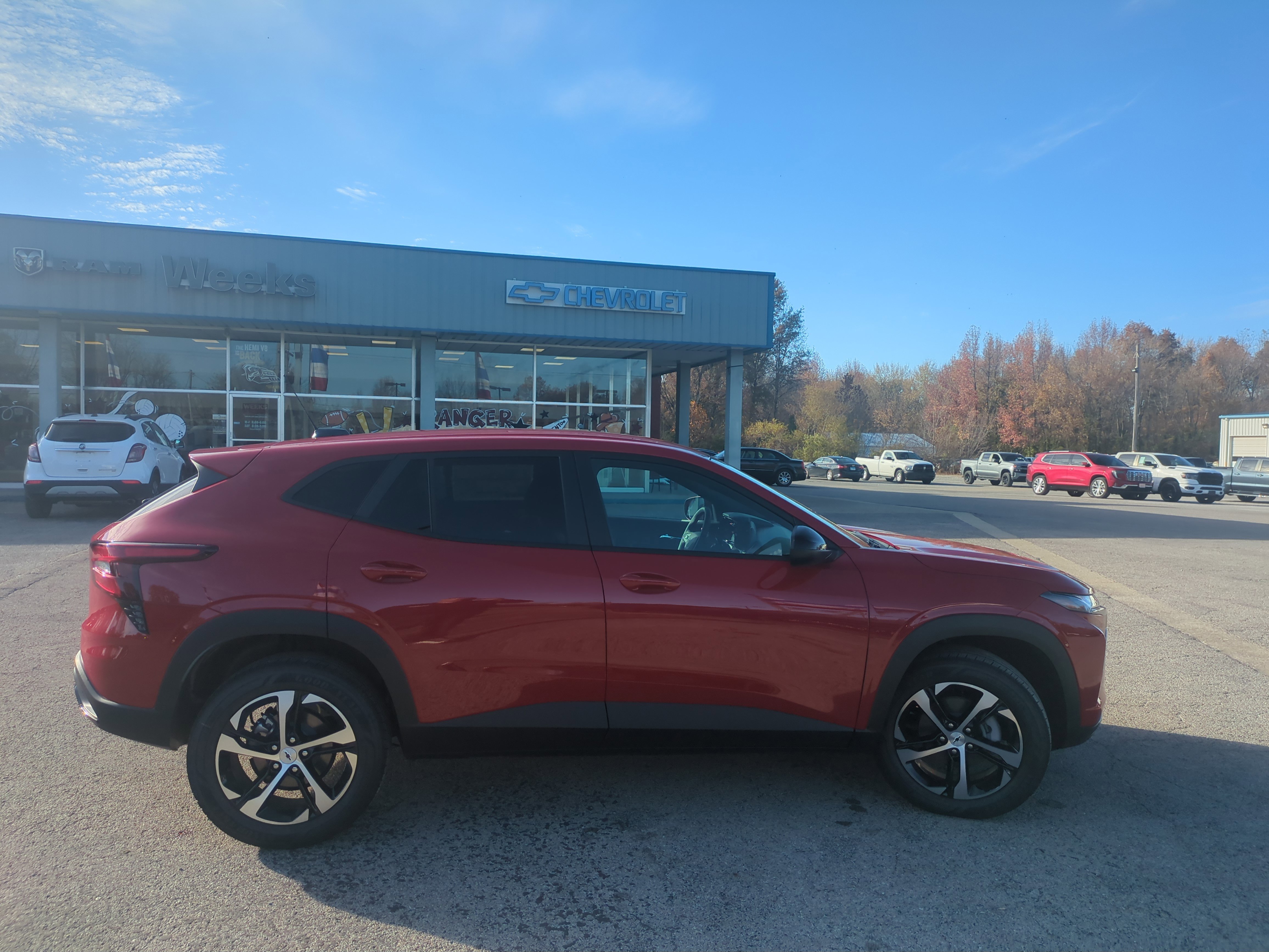 Used 2026 Chevrolet Trax RS image 4