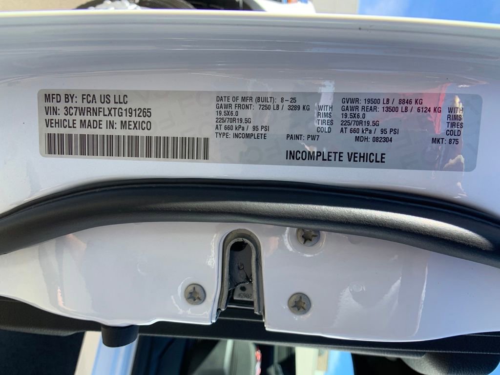 New 2026 RAM 5500 Tradesman w/ Chrome Appearance Group image 31