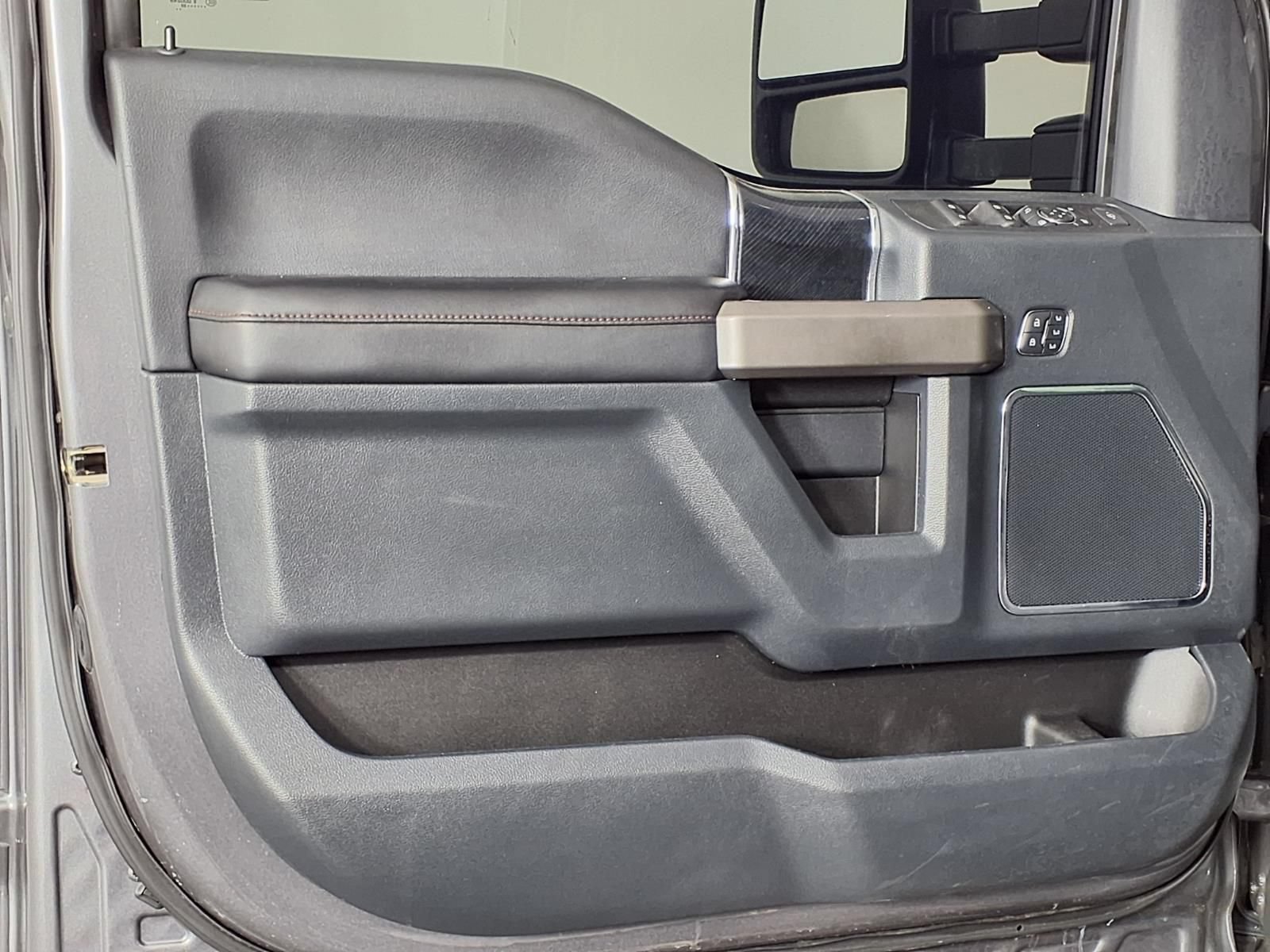 Used 2022 Ford F250 Platinum AWD/4WD image 23