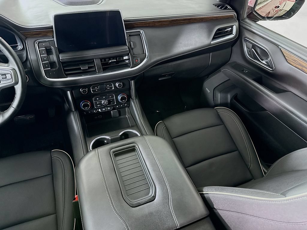 Used 2023 Chevrolet Tahoe Premier w/ Premium Package 2 AWD/4WD image 28