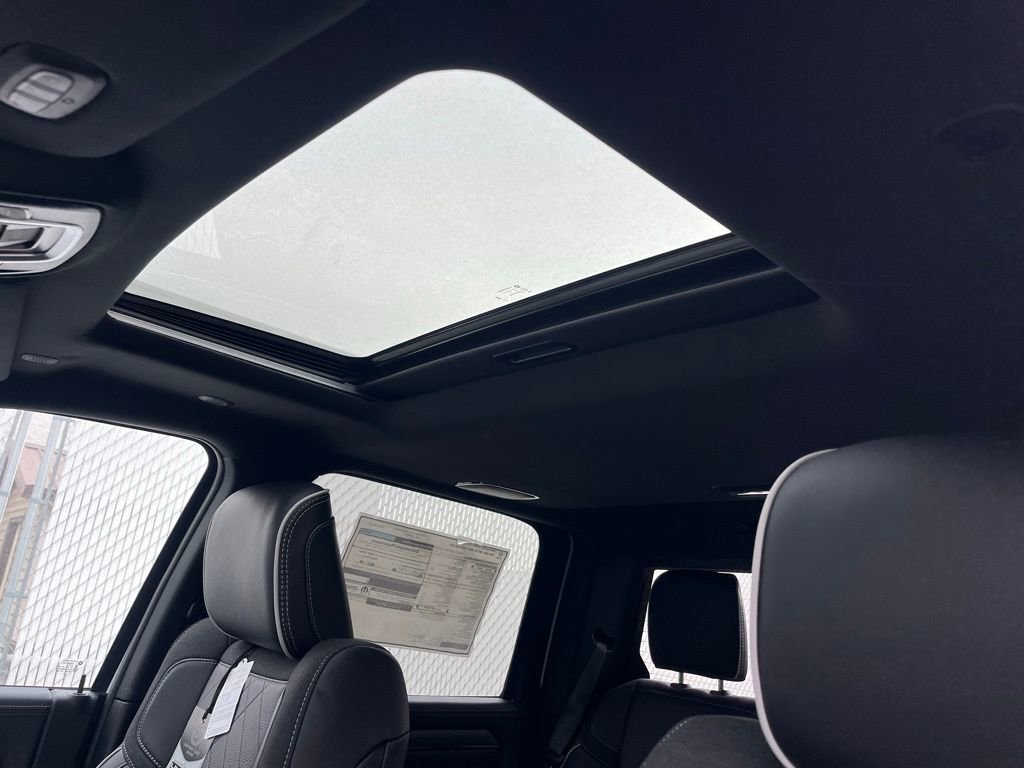 New 2026 RAM 3500 Limited image 28