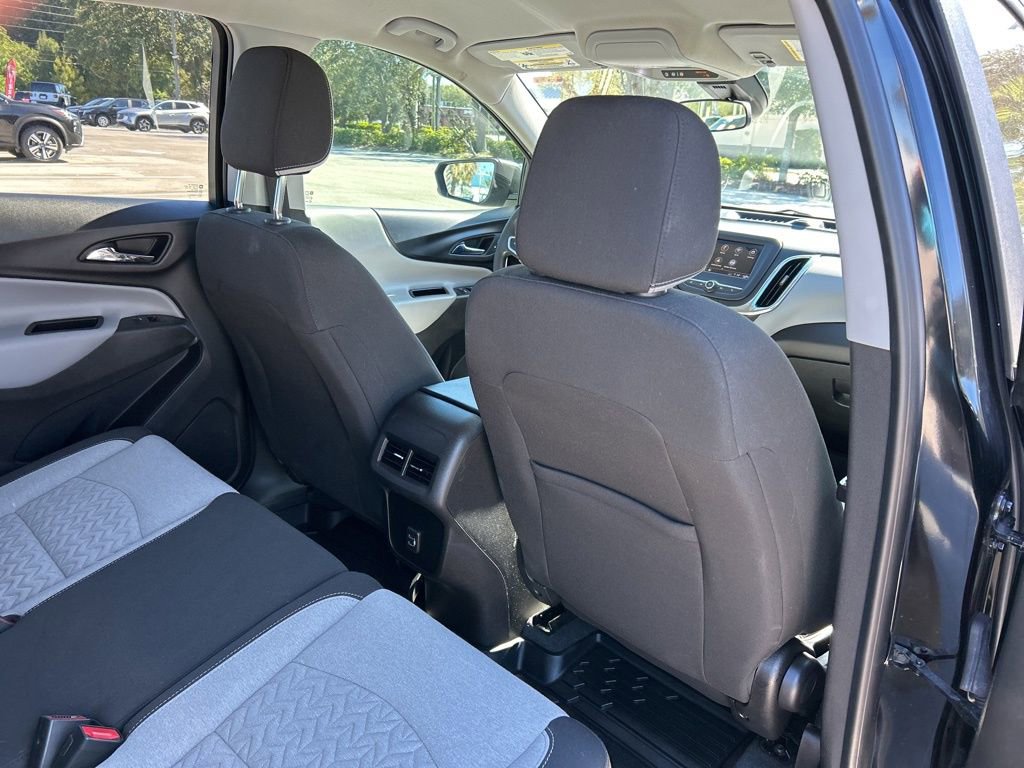 Used 2022 Chevrolet Equinox LS w/ LS Convenience Package image 40