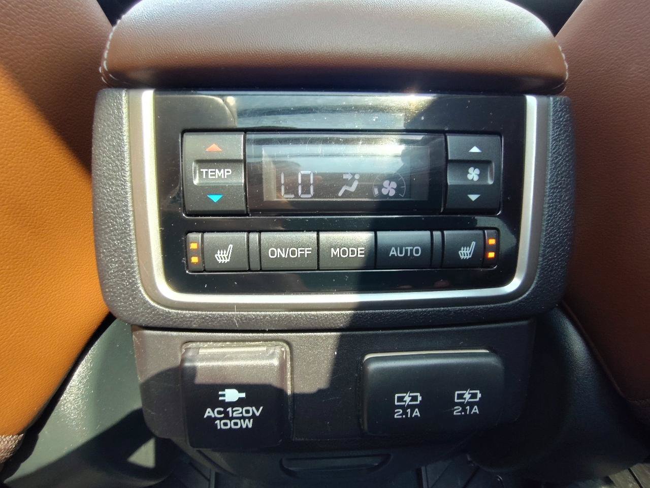 Used 2019 Subaru Ascent Touring AWD/4WD image 41