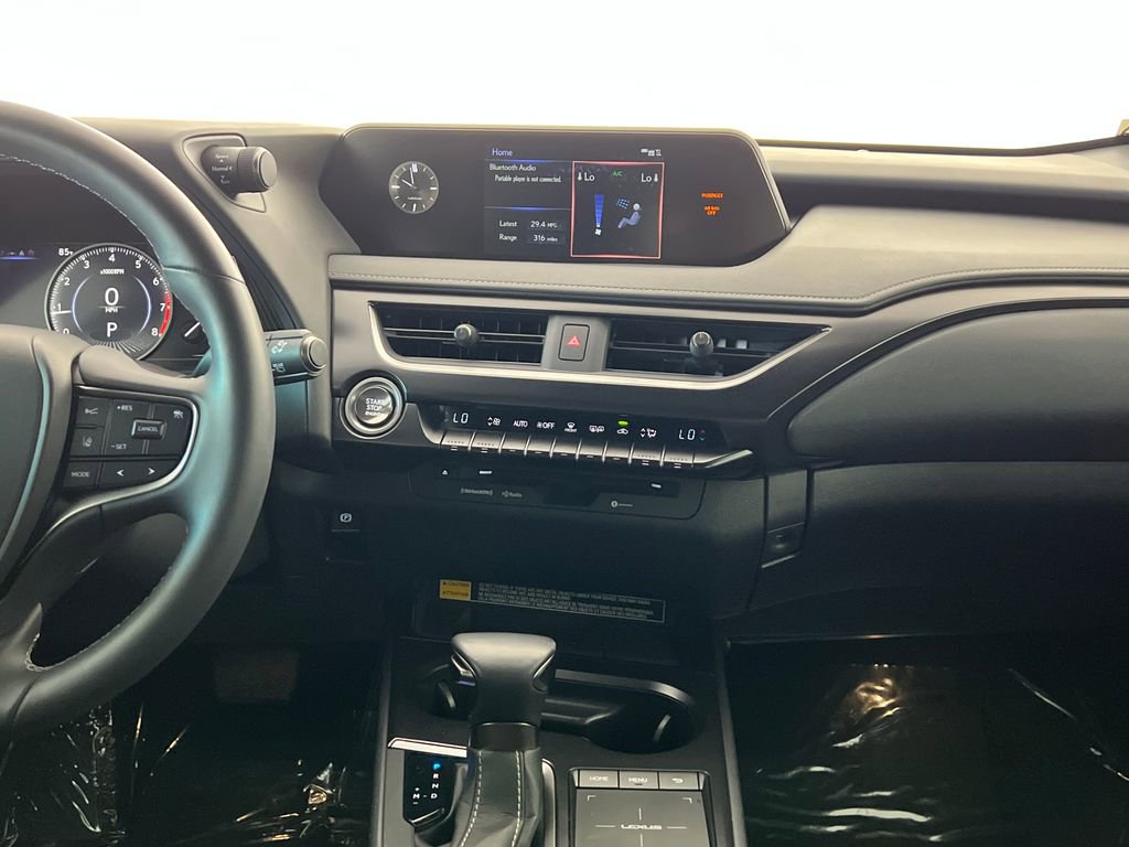 Used 2022 Lexus UX 200 w/ Accessory Package (Z1) image 20