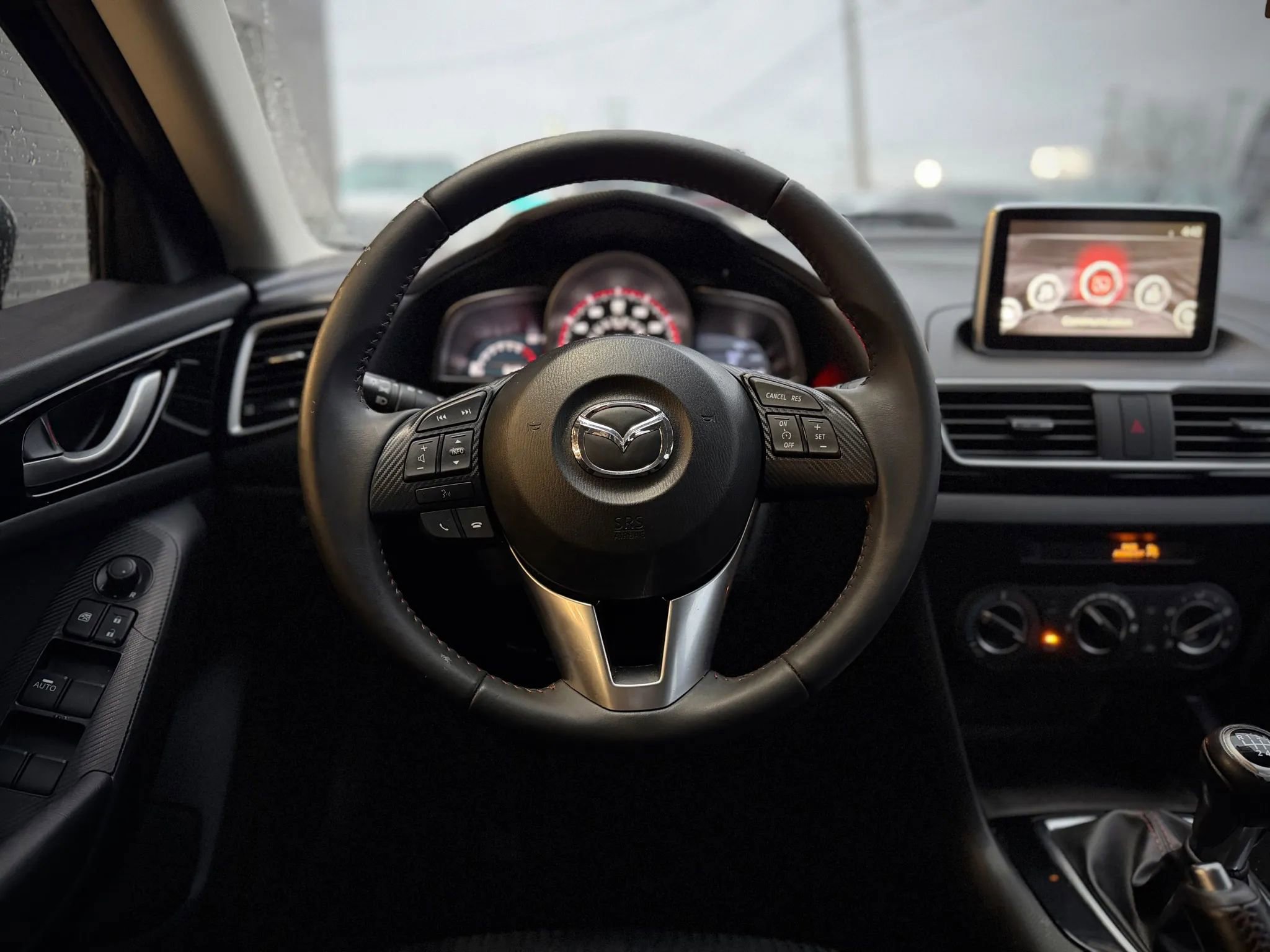 Used 2015 MAZDA MAZDA3 i Touring image 11