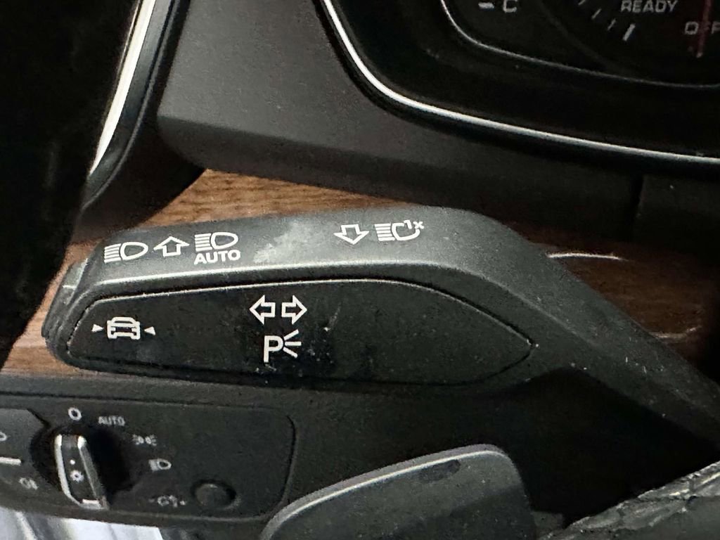 Used 2022 Audi Q5 2.0T Premium image 28