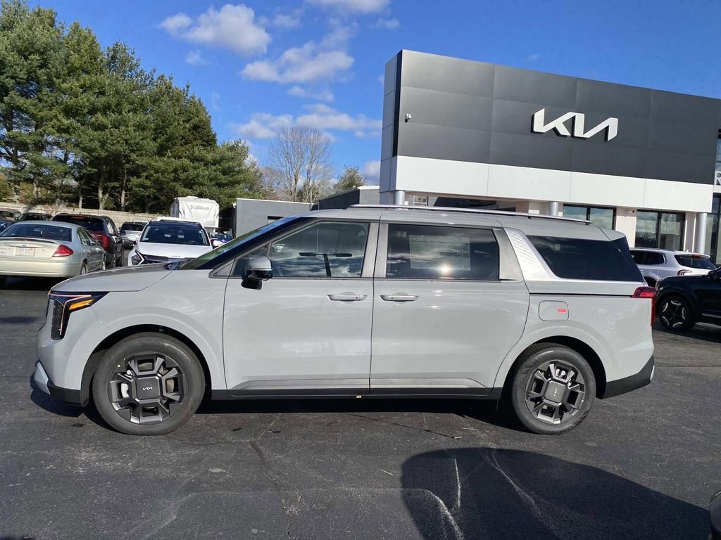 New 2026 Kia Carnival EX image 2
