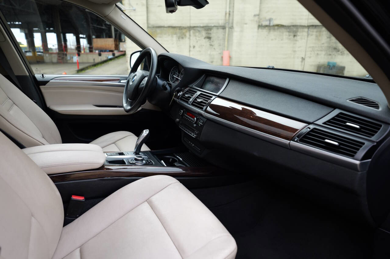 Used 2011 BMW X5 xDrive35i image 70