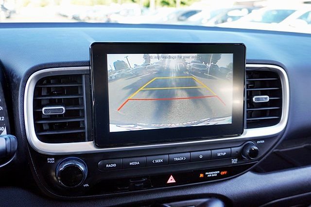 Used 2021 Hyundai Venue SEL FWD image 26