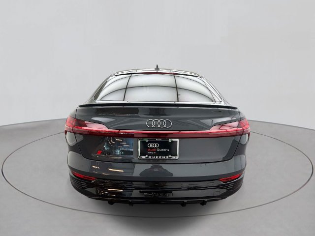 Used 2024 Audi Q8 e-tron Premium Plus w/ Premium Plus Package AWD/4WD image 5