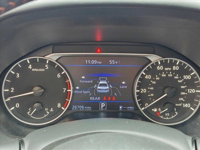 Used 2023 Nissan Altima 2.5 SR w/ SR Premium Package image 12