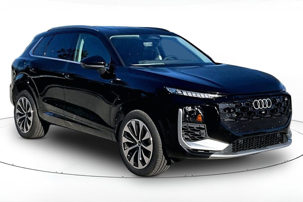 New 2026 Audi Q3 quattro 2.0T AWD/4WD image 1