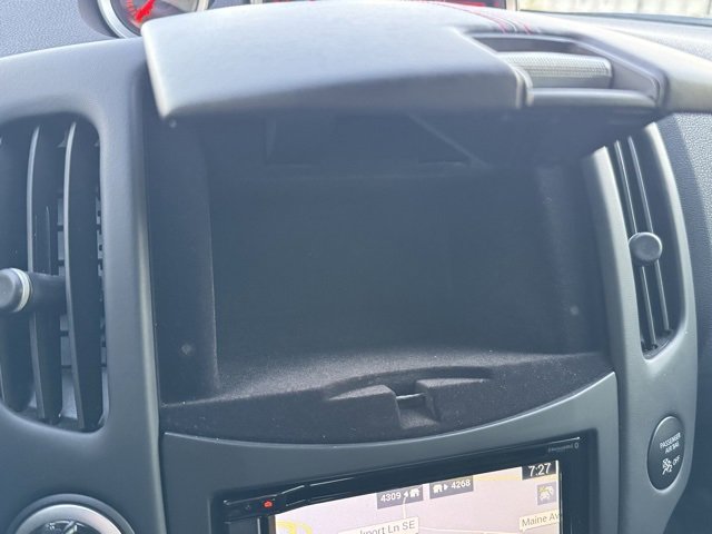 Used 2013 Nissan 370Z NISMO image 9