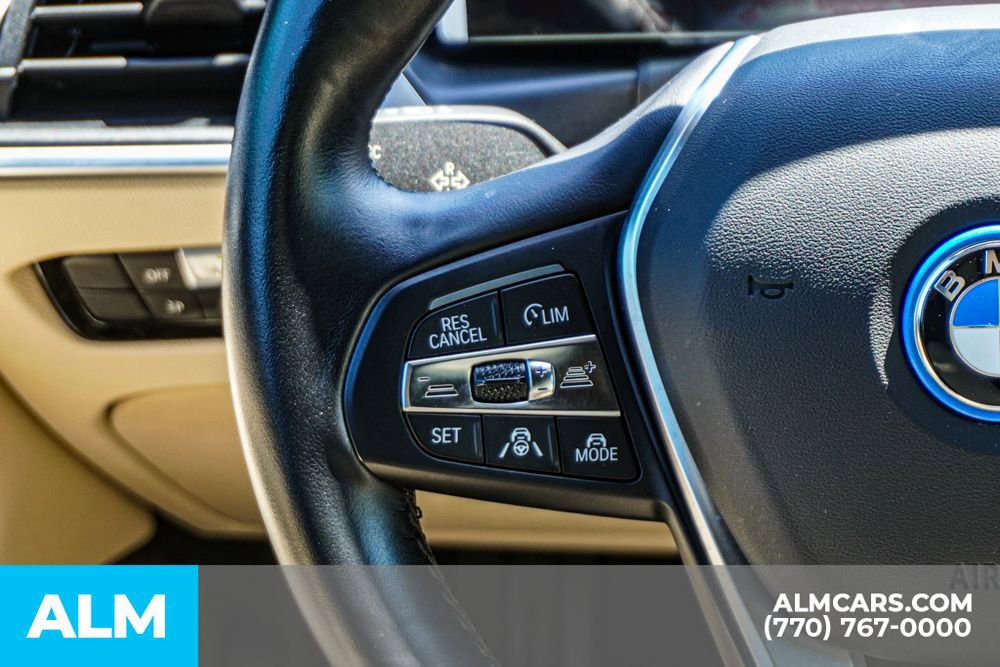 Used 2022 BMW i4 eDrive40 image 35