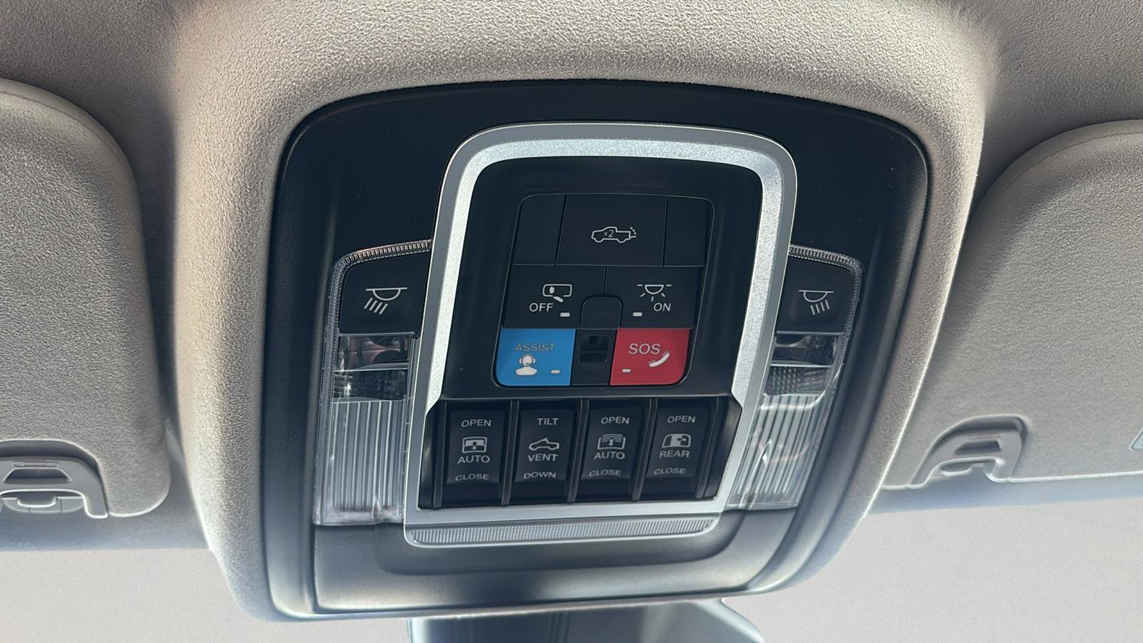 New 2026 RAM 1500 Tungsten w/ Trailer Tow Group image 23