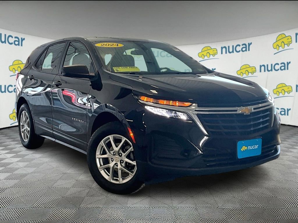 Used 2024 Chevrolet Equinox LS image 1