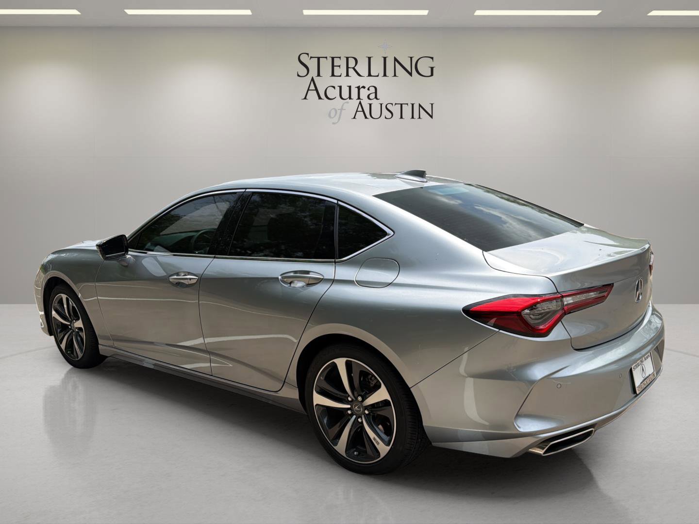 Certified 2025 Acura TLX w/ Technology Package image 7