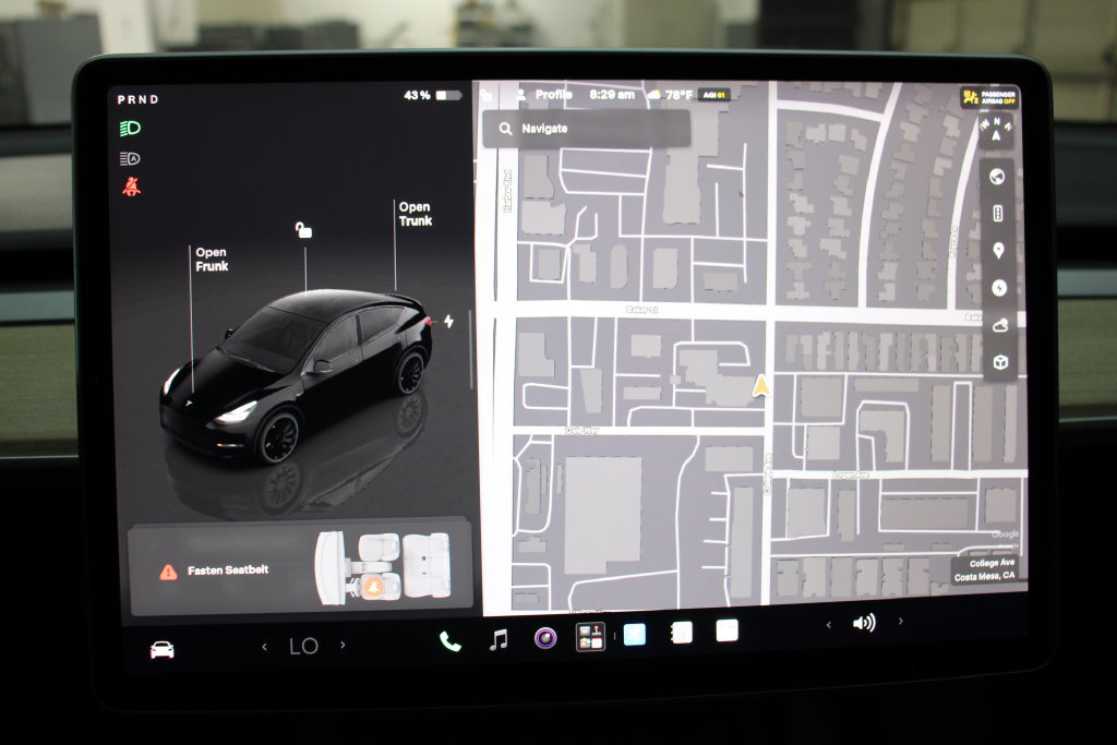 Used 2023 Tesla Model Y Performance AWD/4WD image 19
